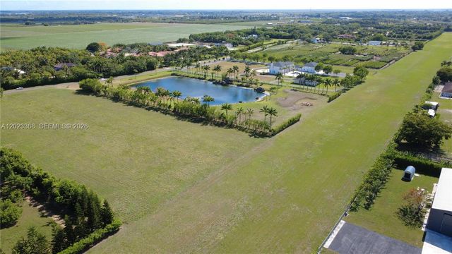 18111 SW 158th St, Miami, FL 33187