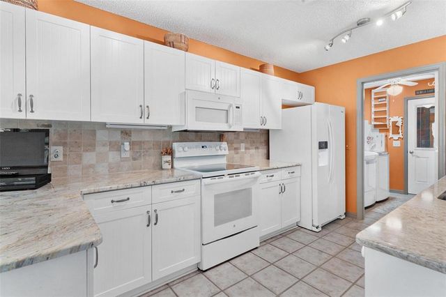 32822 TIMBERWOOD DRIVE, Leesburg, FL 34748