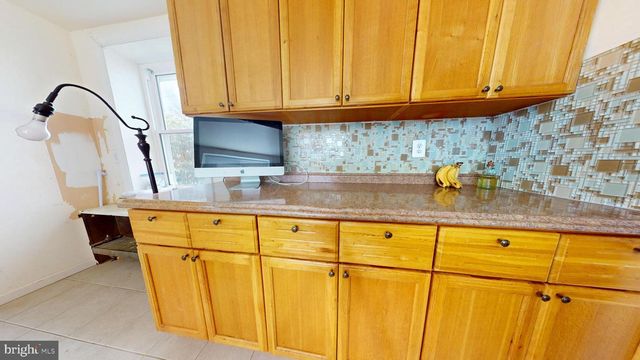 315 LAWNTON RD, Willow Grove, PA 19090