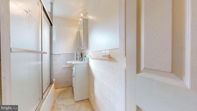 315 LAWNTON RD, Willow Grove, PA 19090