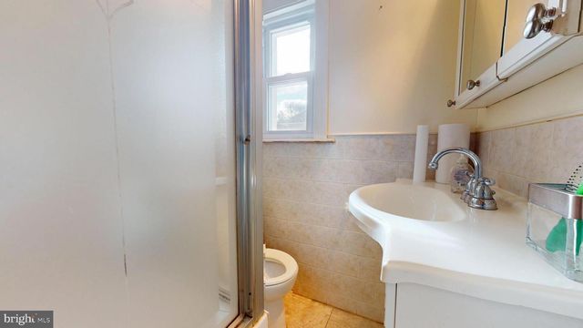 315 LAWNTON RD, Willow Grove, PA 19090