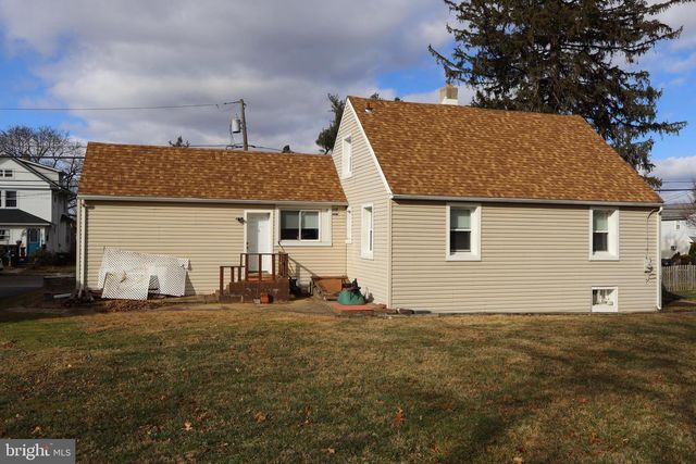 315 LAWNTON RD, Willow Grove, PA 19090