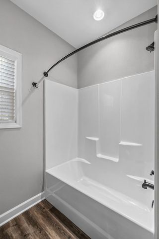 1382 Glen Lawrence Road, Cowarts, AL 36321