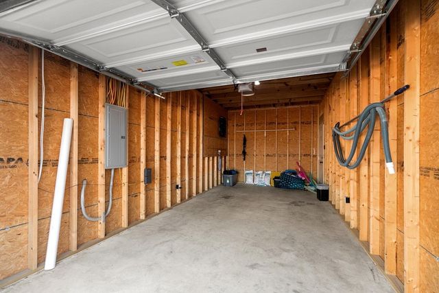 1382 Glen Lawrence Road, Cowarts, AL 36321