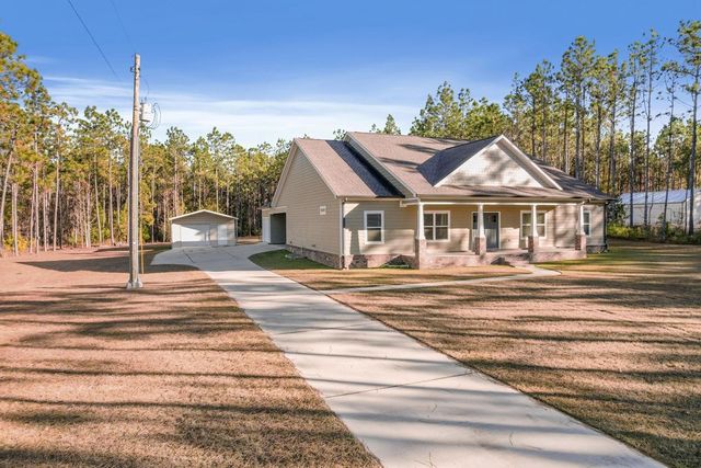 1382 Glen Lawrence Road, Cowarts, AL 36321