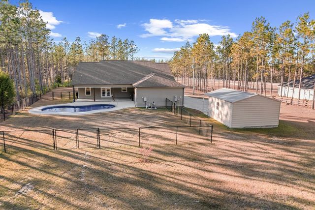 1382 Glen Lawrence Road, Cowarts, AL 36321