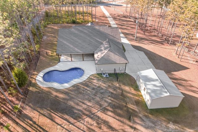 1382 Glen Lawrence Road, Cowarts, AL 36321