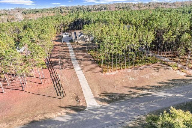 1382 Glen Lawrence Road, Cowarts, AL 36321