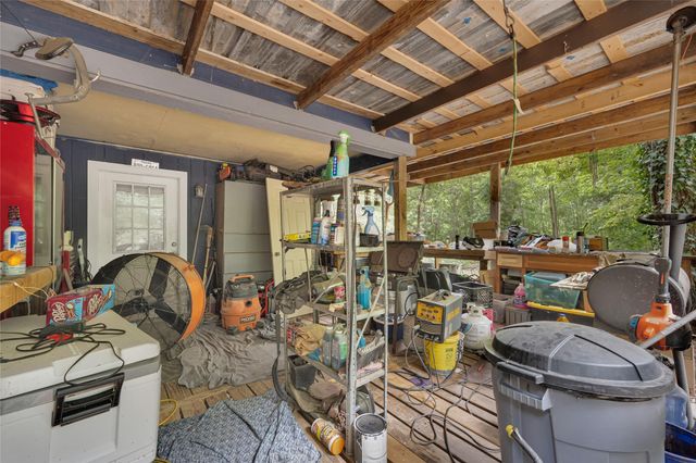 203 Lazy Hollow Lane, Livingston, TX 77351