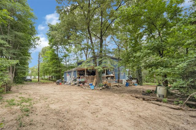 203 Lazy Hollow Lane, Livingston, TX 77351