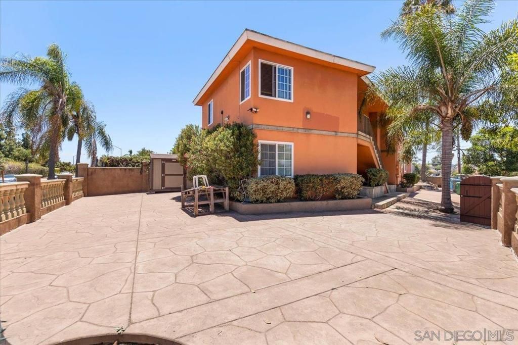 3935 41 Madison Ave, San Diego, CA 92116 — exterior