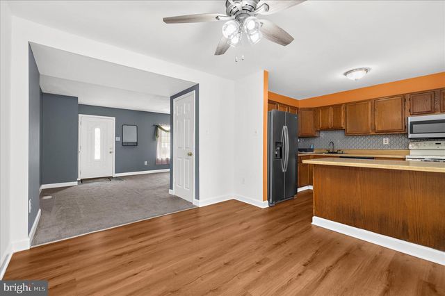 8614 BLACK ROCK HARBOUR, Pasadena, MD 21122