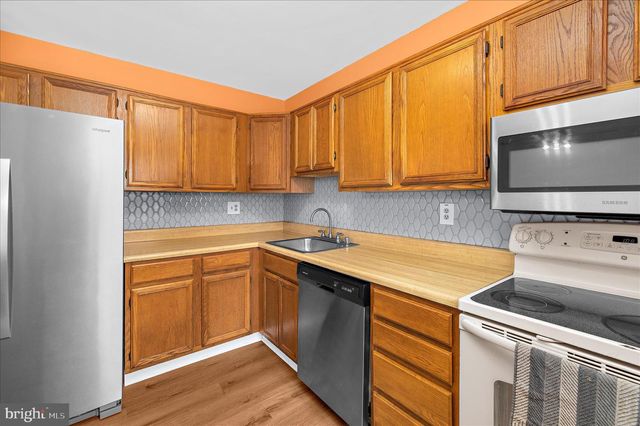 8614 BLACK ROCK HARBOUR, Pasadena, MD 21122