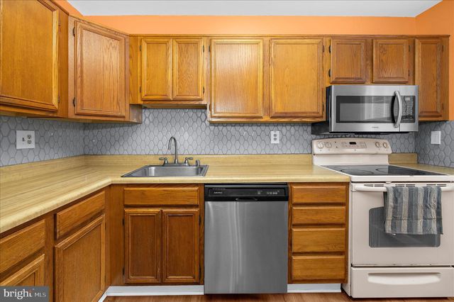 8614 BLACK ROCK HARBOUR, Pasadena, MD 21122