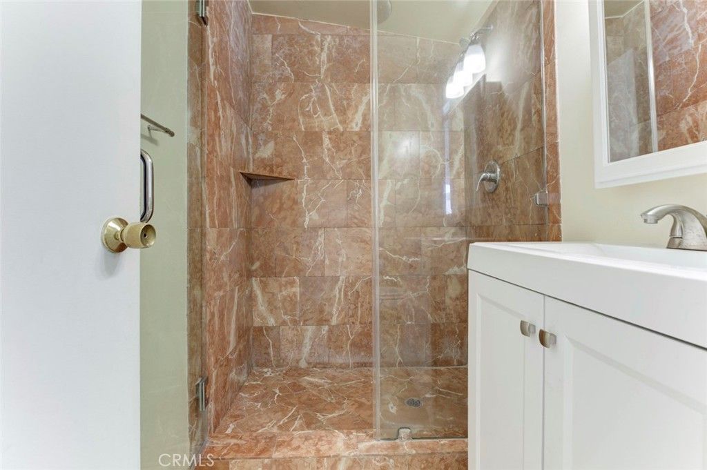 Image 29 of property listing at 3352 Montrose, La Crescenta, CA 91214