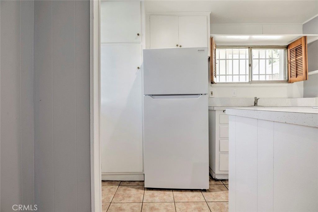 Image 49 of property listing at 3352 Montrose, La Crescenta, CA 91214