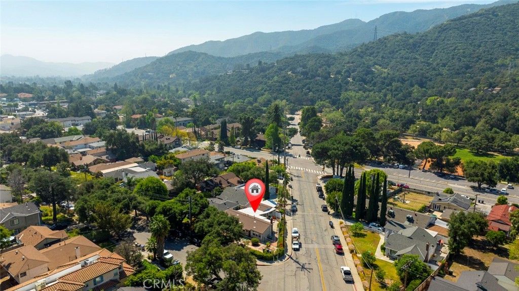 Image 63 of property listing at 3352 Montrose, La Crescenta, CA 91214