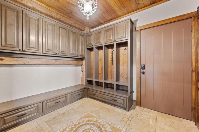 1000 River Trace Drive, Columbus, TX 78934