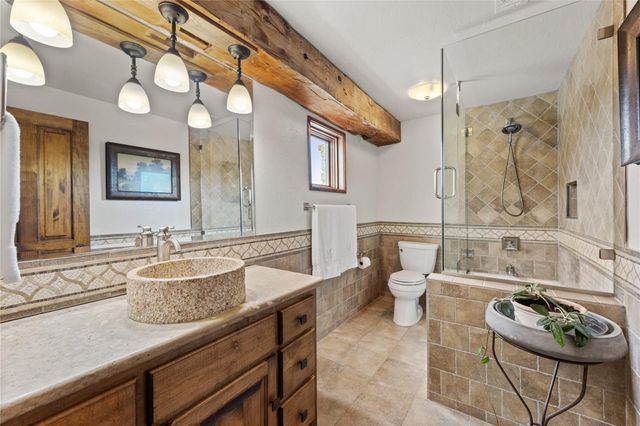1000 River Trace Drive, Columbus, TX 78934