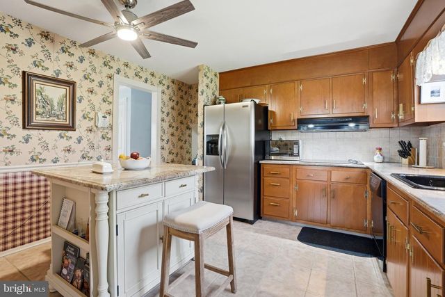 1624 DILLON RD, Ambler, PA 19002