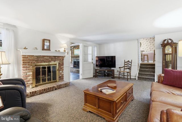 1624 DILLON RD, Ambler, PA 19002