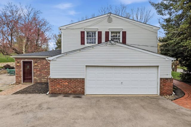 1624 DILLON RD, Ambler, PA 19002