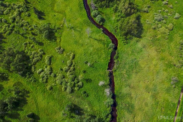 7794 Us2 Highway, Rapid River, MI 49878