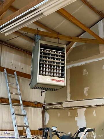 7794 Us2 Highway, Rapid River, MI 49878