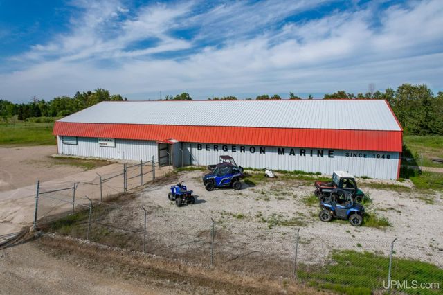 7794 Us2 Highway, Rapid River, MI 49878