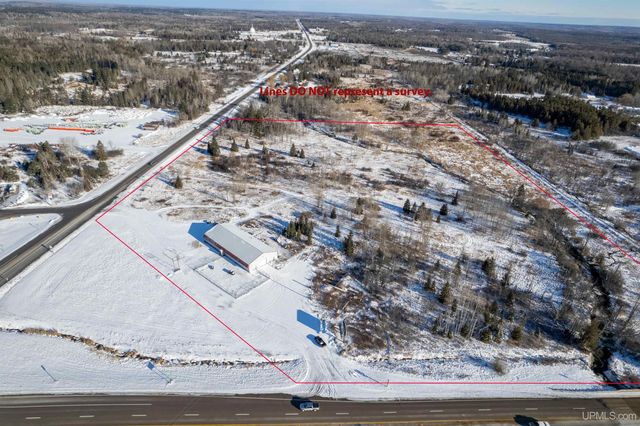 7794 Us2 Highway, Rapid River, MI 49878
