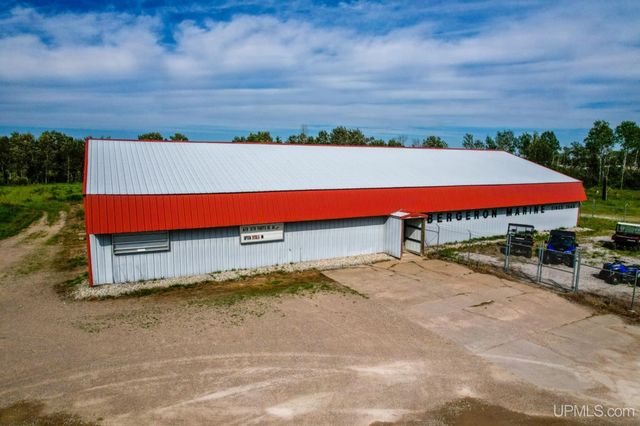 7794 Us2 Highway, Rapid River, MI 49878