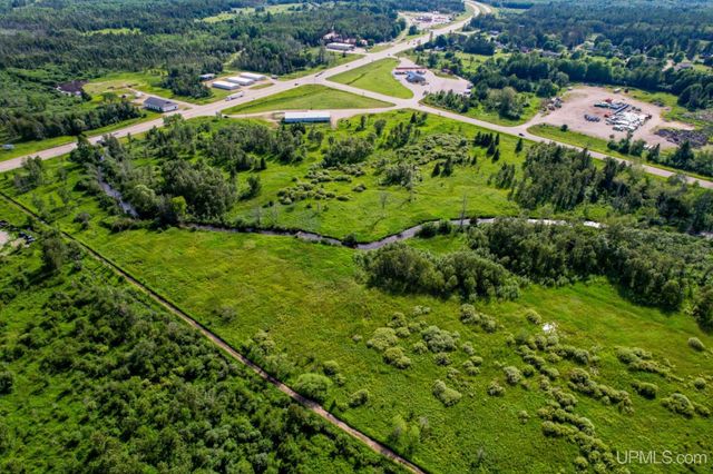 7794 Us2 Highway, Rapid River, MI 49878
