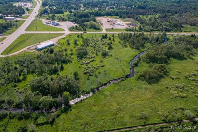 7794 Us2 Highway, Rapid River, MI 49878