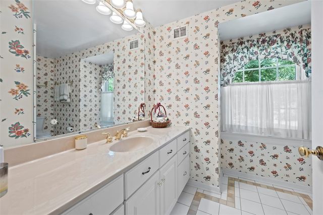 4101 Northampton Drive, Hampton, PA 15101