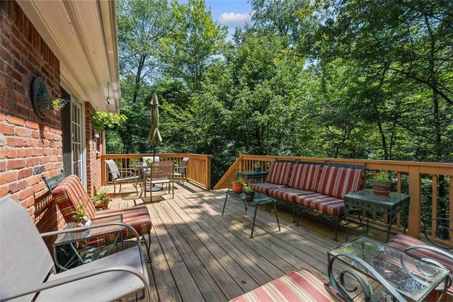 4101 Northampton Drive, Hampton, PA 15101