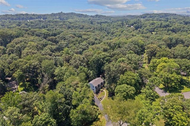 4101 Northampton Drive, Hampton, PA 15101