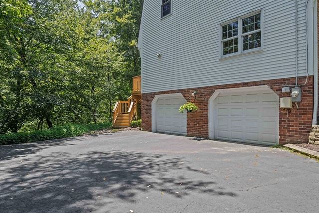 4101 Northampton Drive, Hampton, PA 15101