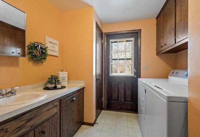 2751 ALLOUEZ AVENUE, Green Bay, WI 54311