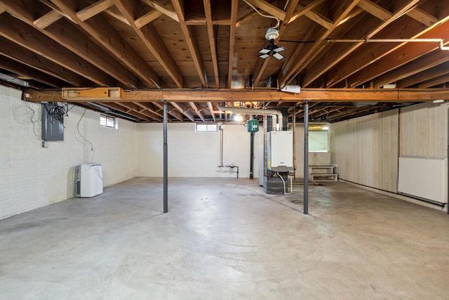 2751 ALLOUEZ AVENUE, Green Bay, WI 54311