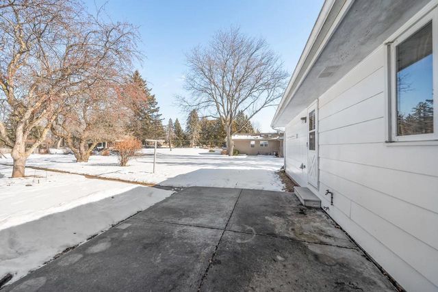 2751 ALLOUEZ AVENUE, Green Bay, WI 54311