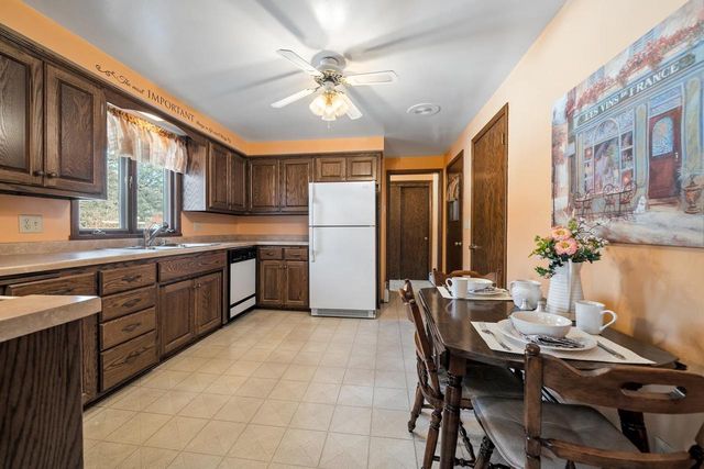 2751 ALLOUEZ AVENUE, Green Bay, WI 54311