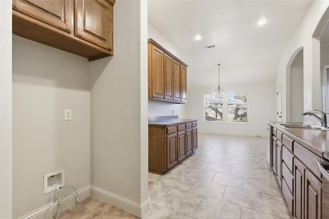 413 Lighthouse Court, Joshua, TX 76058