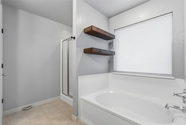 413 Lighthouse Court, Joshua, TX 76058