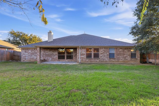 413 Lighthouse Court, Joshua, TX 76058