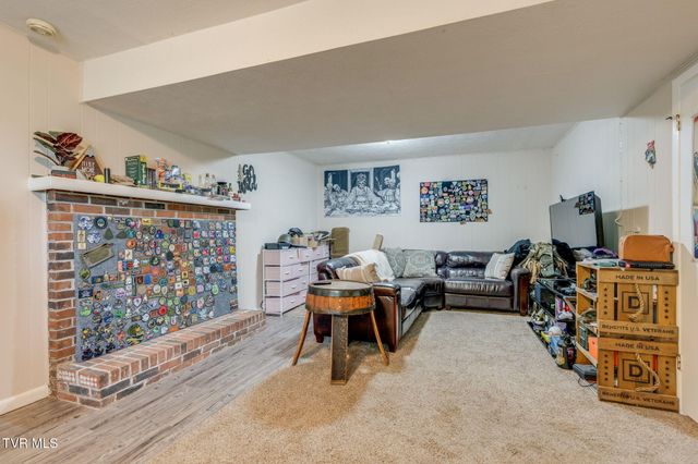 612 Larkspur Drive, Kingsport, TN 37660