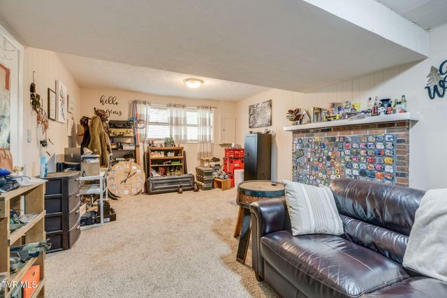 612 Larkspur Drive, Kingsport, TN 37660
