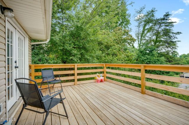 612 Larkspur Drive, Kingsport, TN 37660