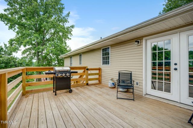 612 Larkspur Drive, Kingsport, TN 37660