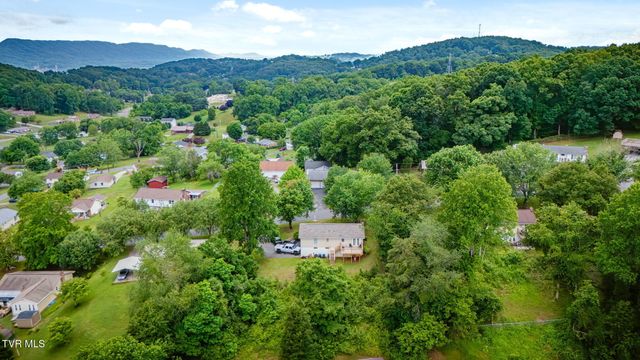612 Larkspur Drive, Kingsport, TN 37660