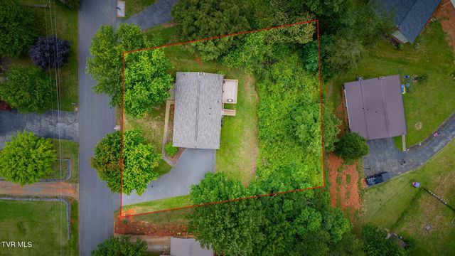 612 Larkspur Drive, Kingsport, TN 37660